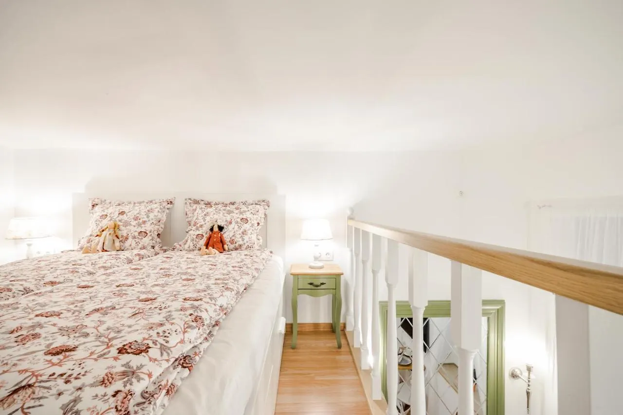 Provence Home - Citycenter, Tv, Washer, Coffee-Tea Budapest Apartment